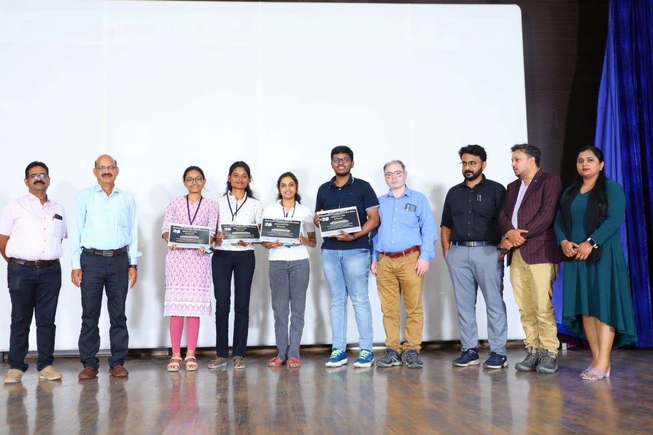 Ritika Muruganandam | Full Stack & Software Developer
